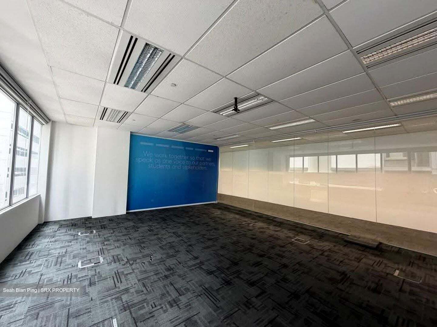 MYP Plaza (D1), Office #638988511